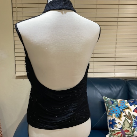 St. John halter - Picture 3 of 5